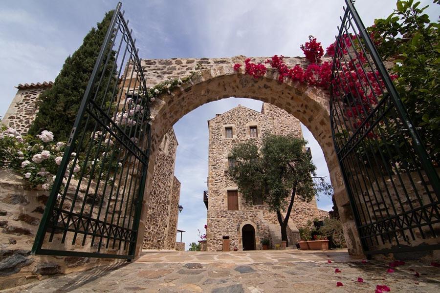 Petropoulakis Tower Hotel Gythio Bagian luar foto