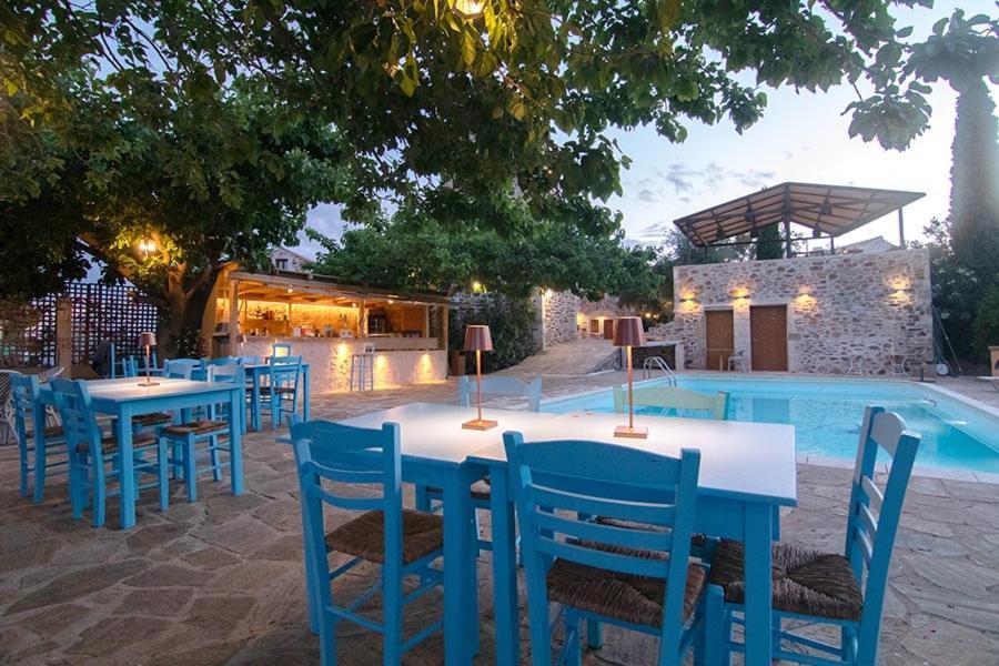 Petropoulakis Tower Hotel Gythio Bagian luar foto