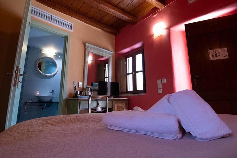Petropoulakis Tower Hotel Gythio Ruang foto