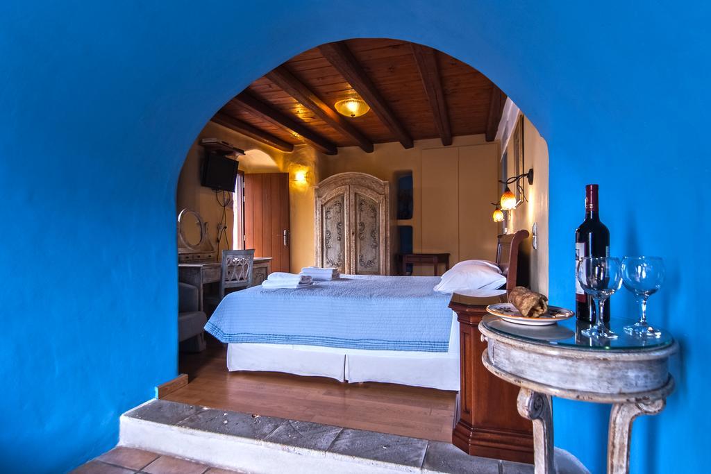 Petropoulakis Tower Hotel Gythio Bagian luar foto